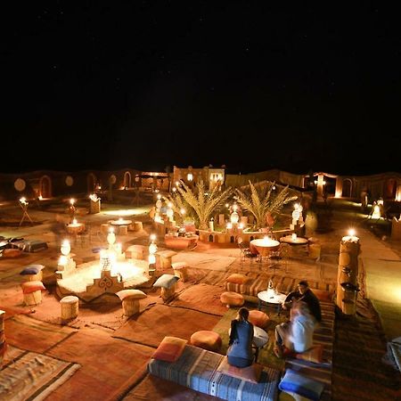 Desert Bivouac Mhamid Bagian luar foto