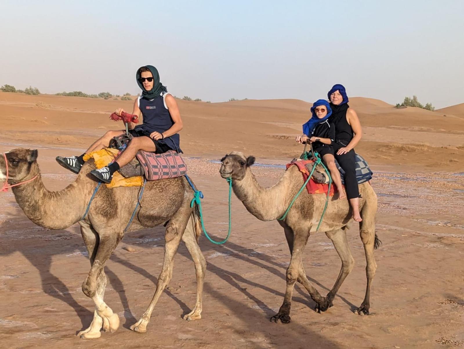 Desert Bivouac Mhamid Bagian luar foto