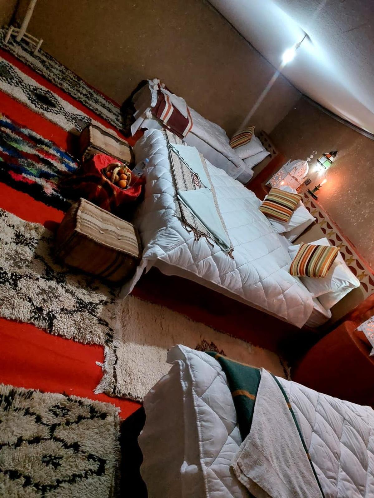 Desert Bivouac Mhamid Bagian luar foto